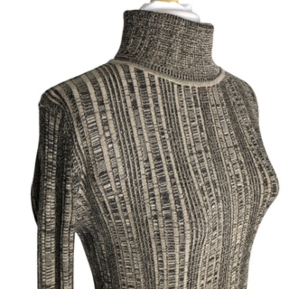 NWOT United States Sweaters Textured-Look Tan/Black Women's Turtleneck Size L - Picture 2 of 5